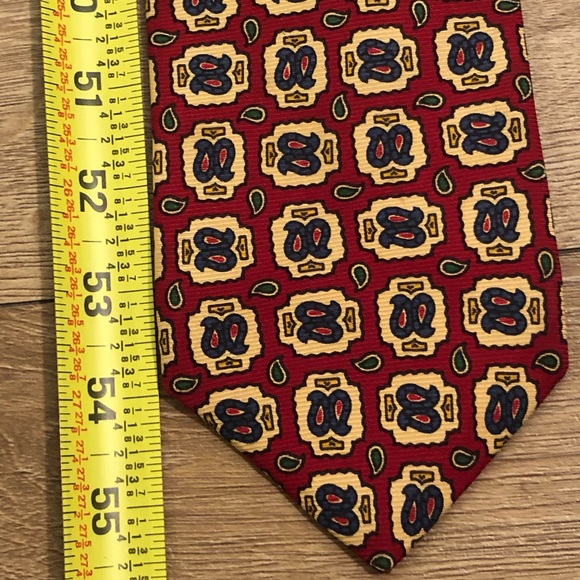 Burberry Tie - Picture 8 of 9